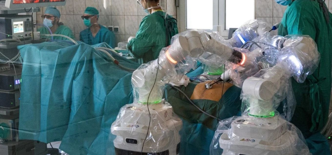 KOLEJNY SUKCES GLIWICKICH UROLOGÓW: PRZEPROWADZILI PONAD 200 OPERACJI ROBOTYCZNYCH