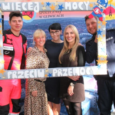 RAZEM PRZECIWKO PRZEMOCY!