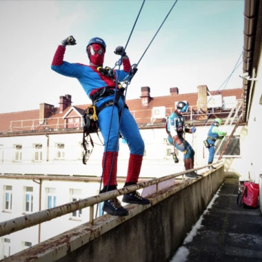 SUPERBOHATEROWIE DLA MAŁYCH PACJENTÓW SZPITALA MIEJSKIEGO NR 4 W GLIWICACH